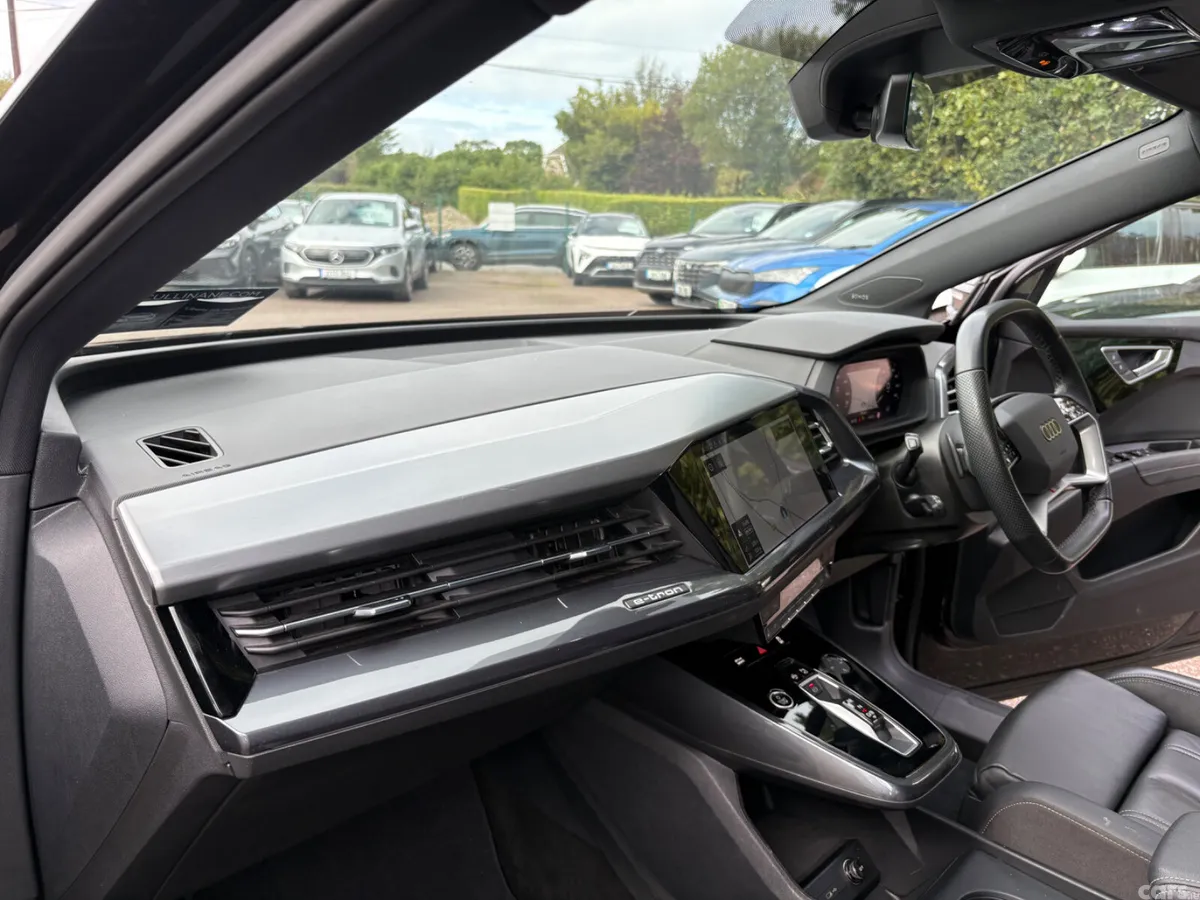 Audi Q4 e-tron SUV, Electric, 2024, Black