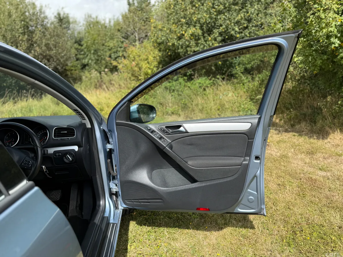 Volkswagen Golf Hatchback, Petrol, 2012, Blue