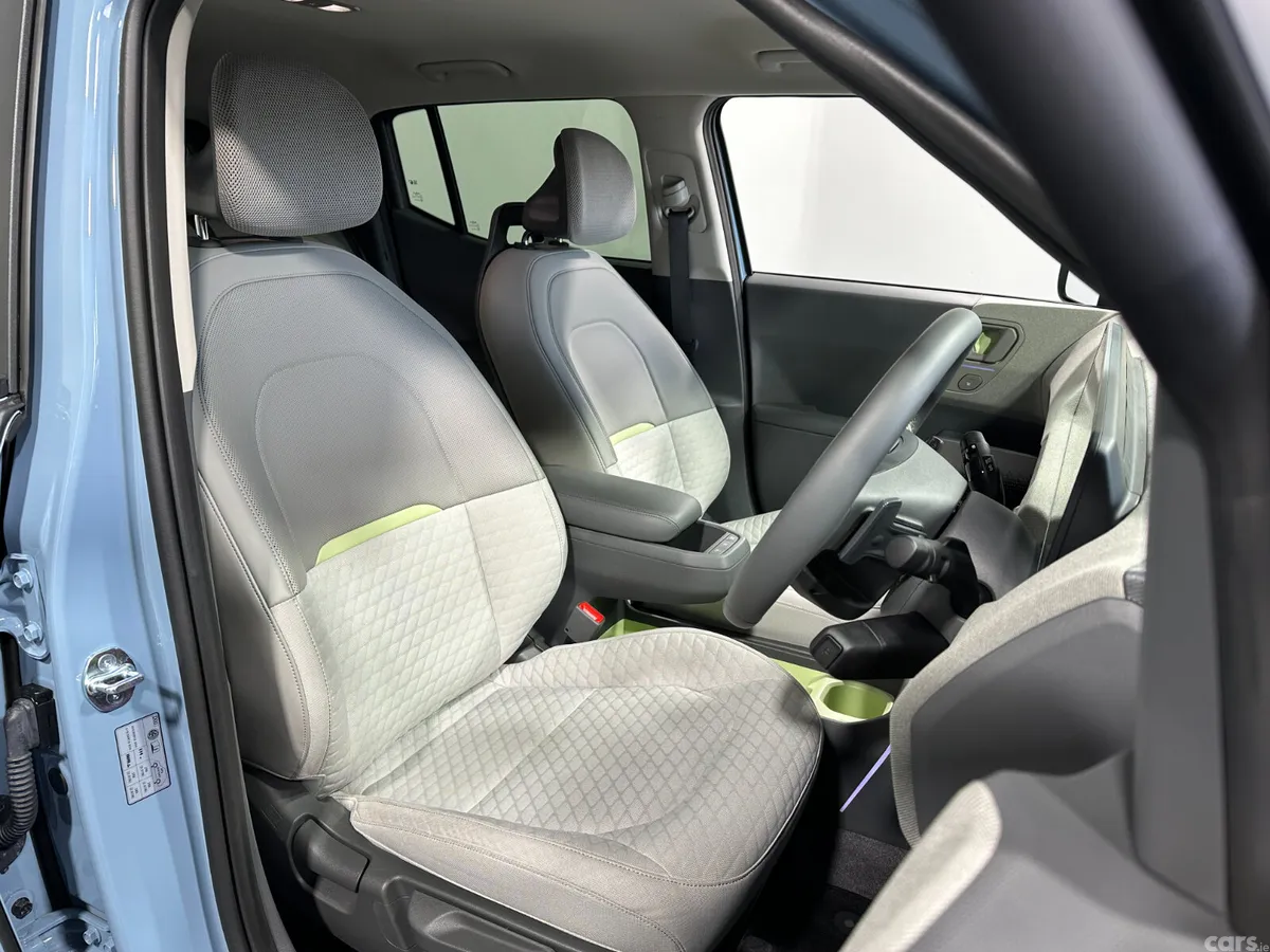 Kia EV2 MPV, Electric, 2026, Blue