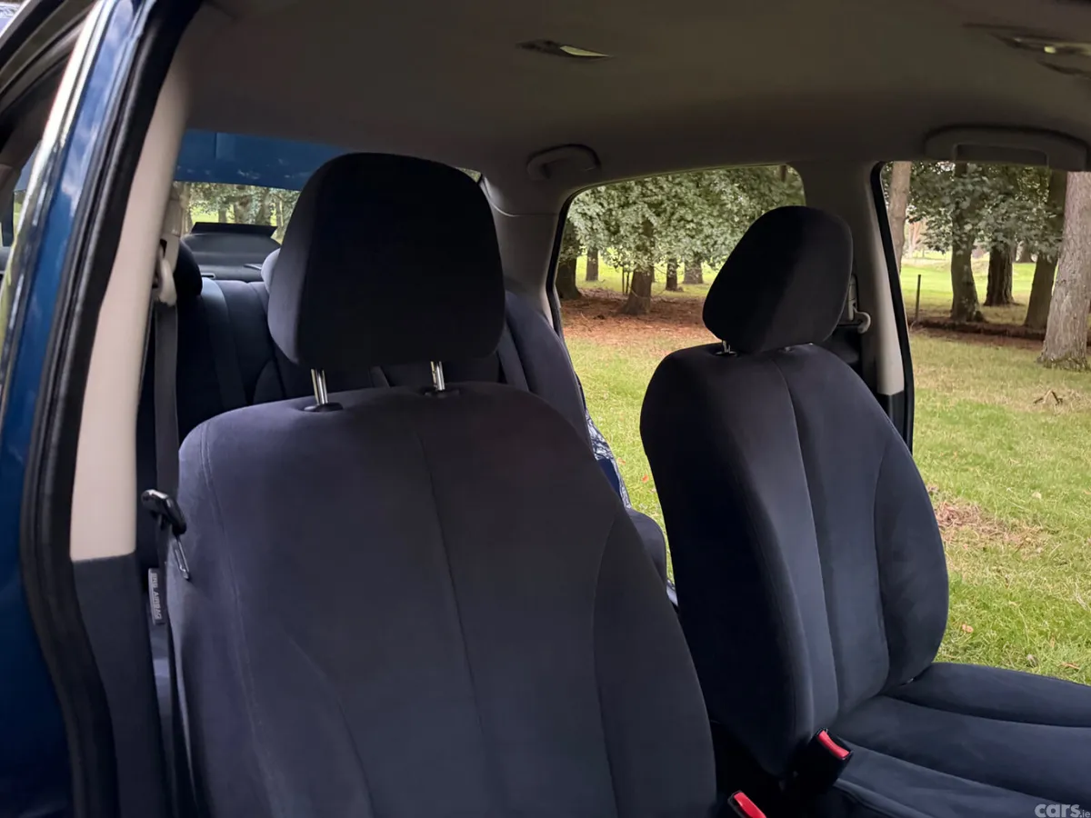 Nissan Tiida Saloon, Diesel, 2008, Blue