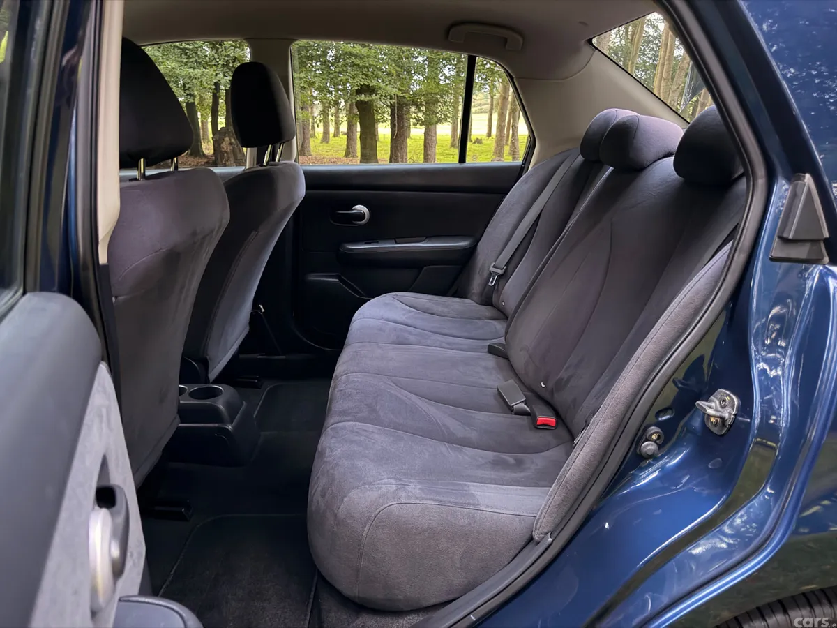 Nissan Tiida Saloon, Diesel, 2008, Blue