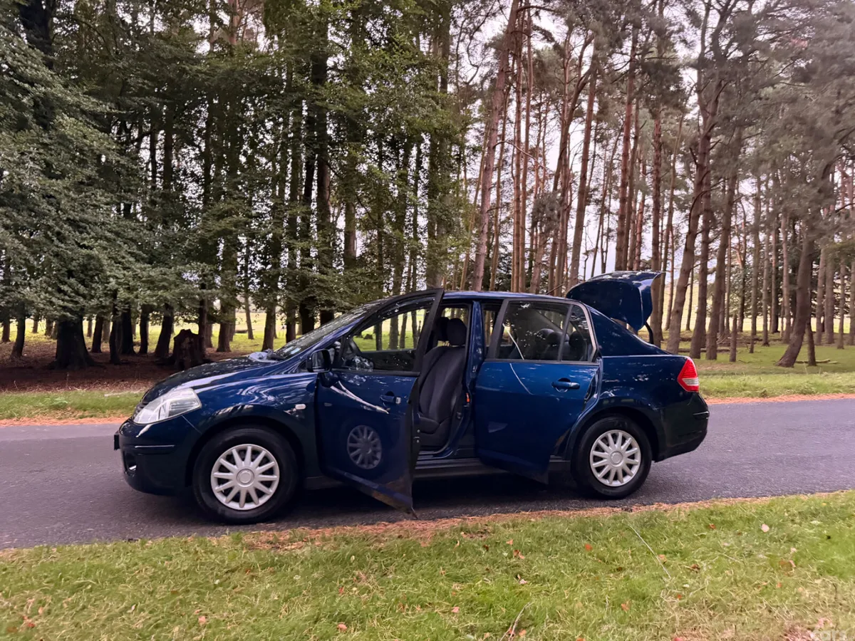 Nissan Tiida Saloon, Diesel, 2008, Blue
