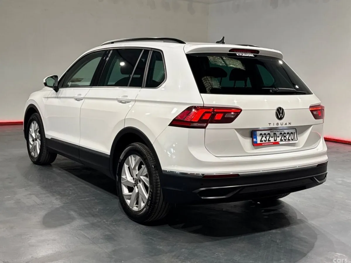 Volkswagen Tiguan SUV, Diesel, 2023, White