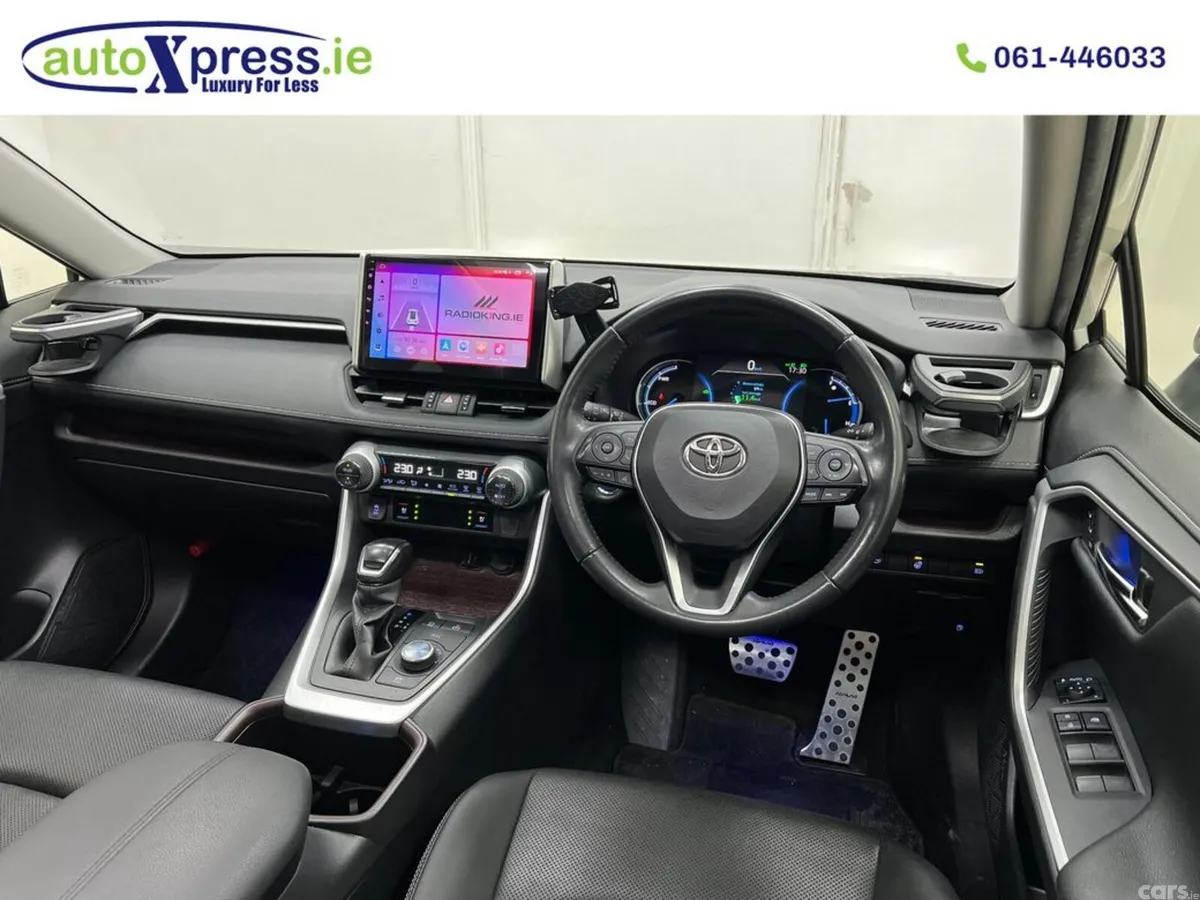 Toyota RAV4 SUV, Petrol Hybrid, 2022, White