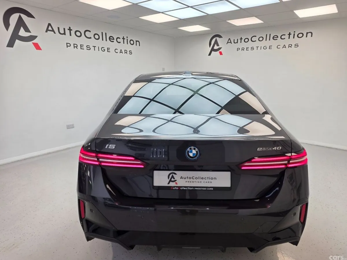 BMW i5 Saloon, Electric, 2025, Grey
