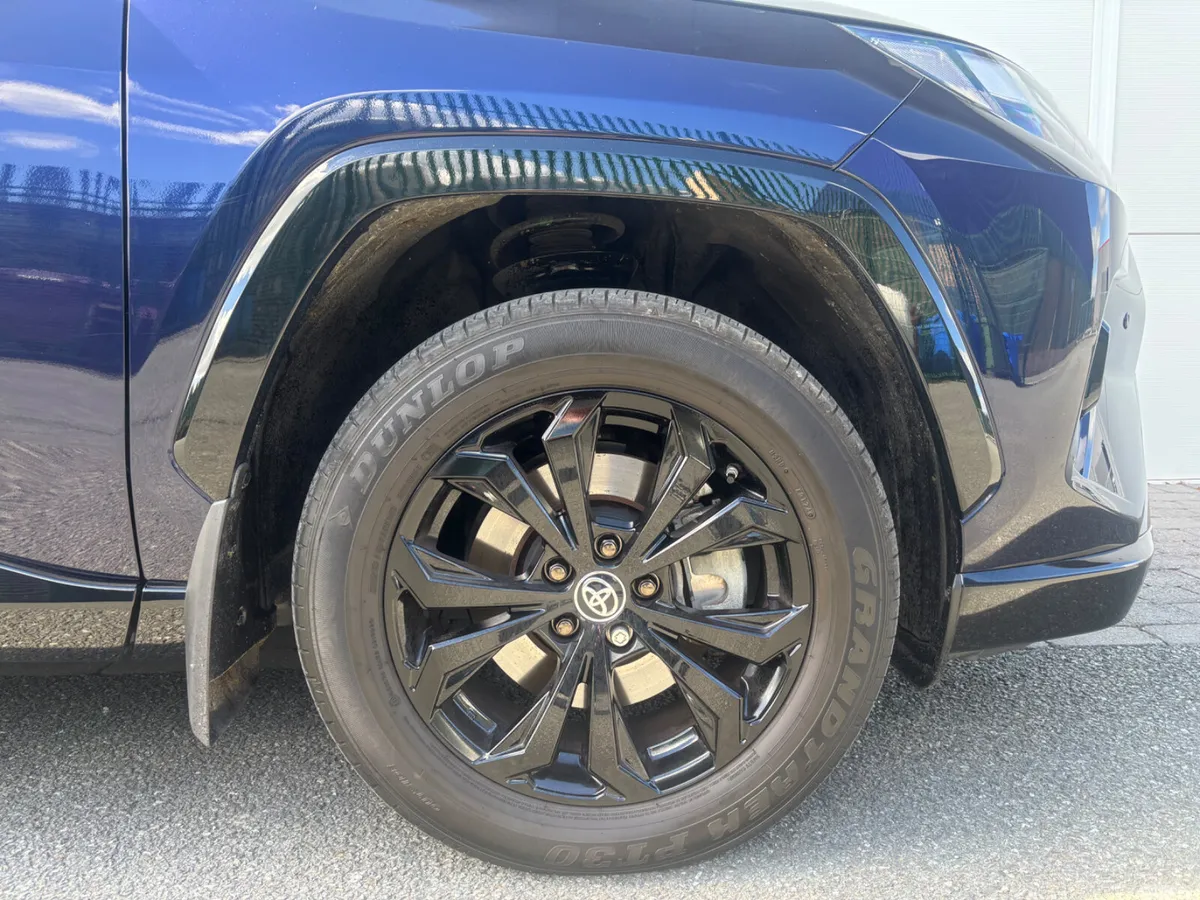 Toyota RAV4 SUV, Petrol Hybrid, 2024, Blue
