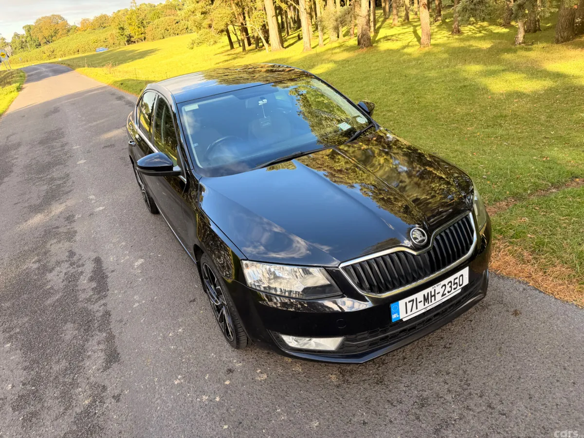 Skoda Octavia Saloon, Diesel, 2017, Black
