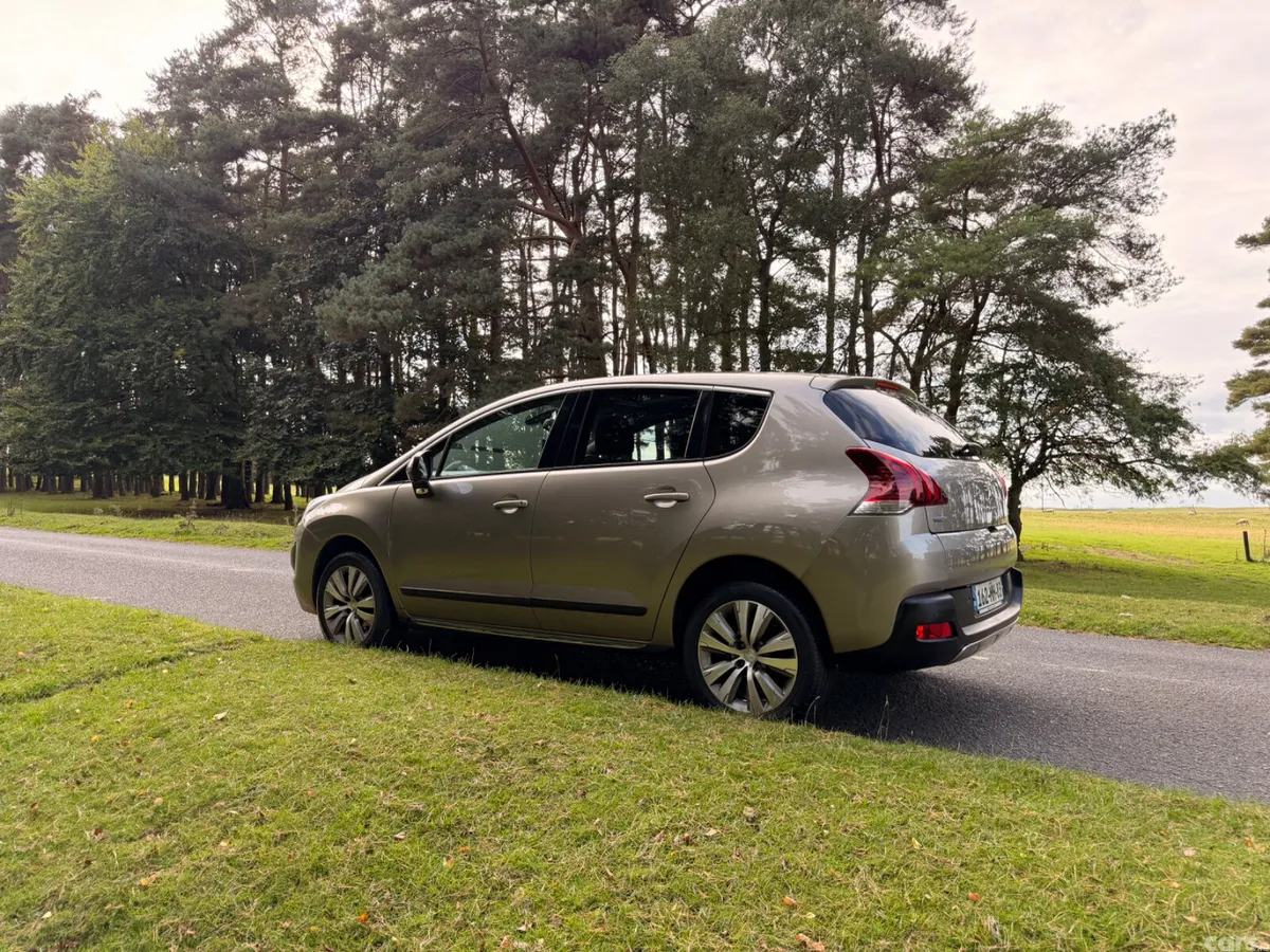 Peugeot 3008 SUV, Petrol, 2016, Grey