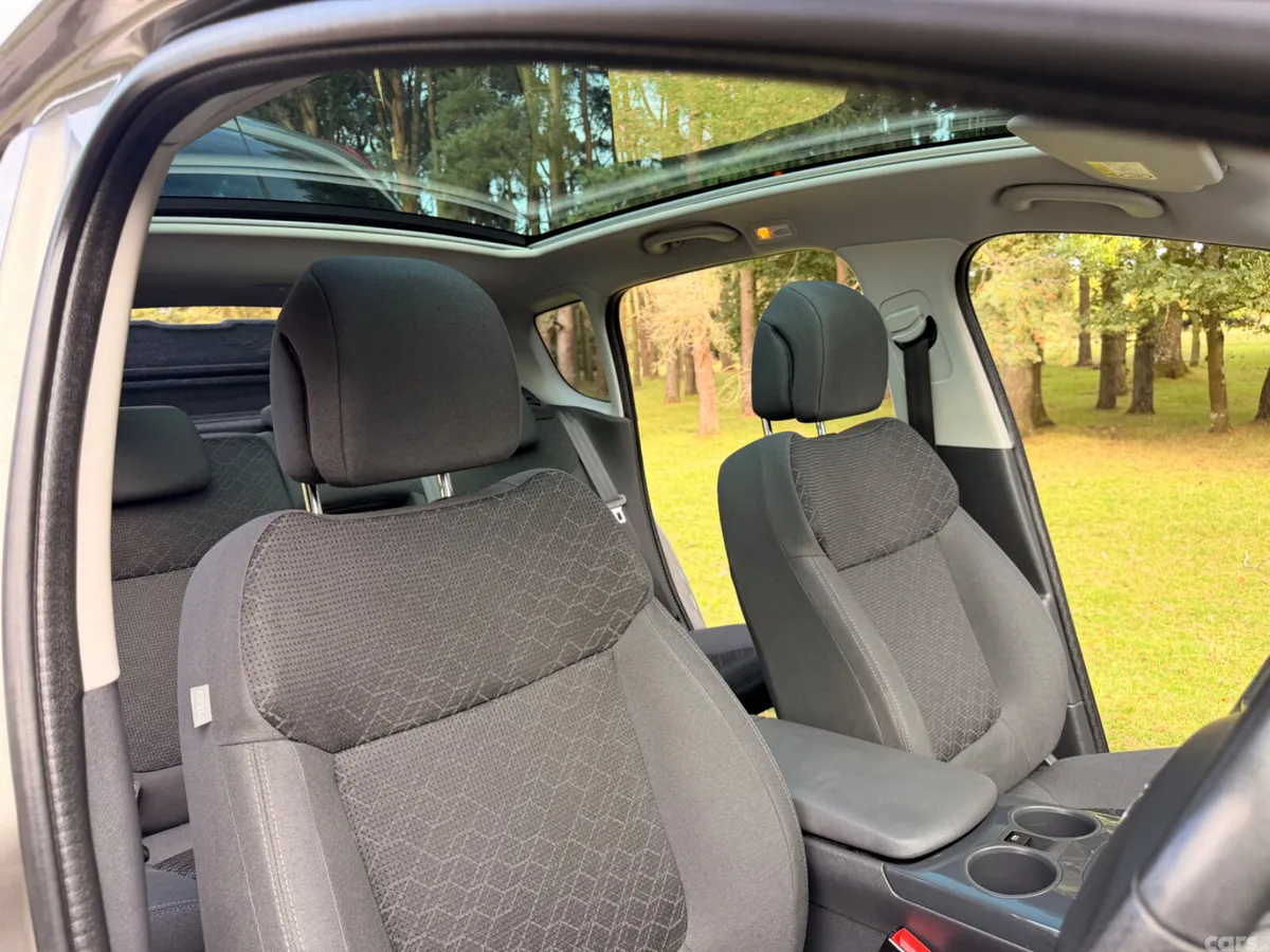 Peugeot 3008 SUV, Petrol, 2016, Grey