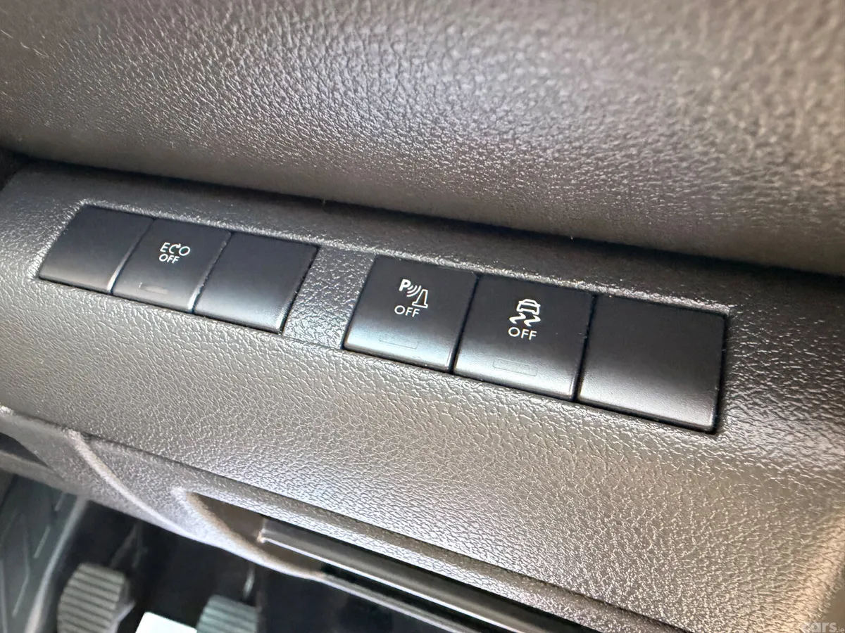 Peugeot 3008 SUV, Petrol, 2016, Grey