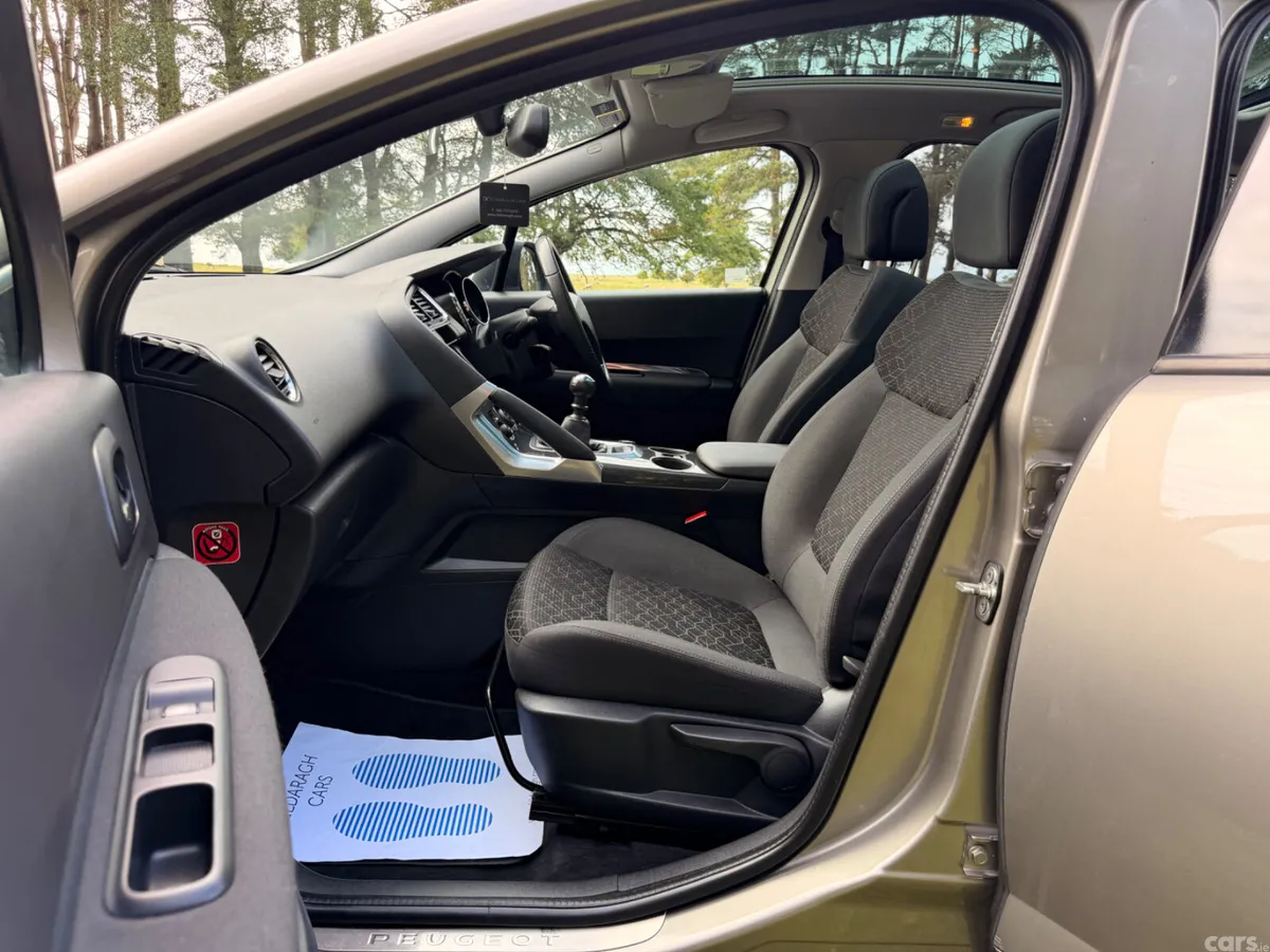 Peugeot 3008 SUV, Petrol, 2016, Grey