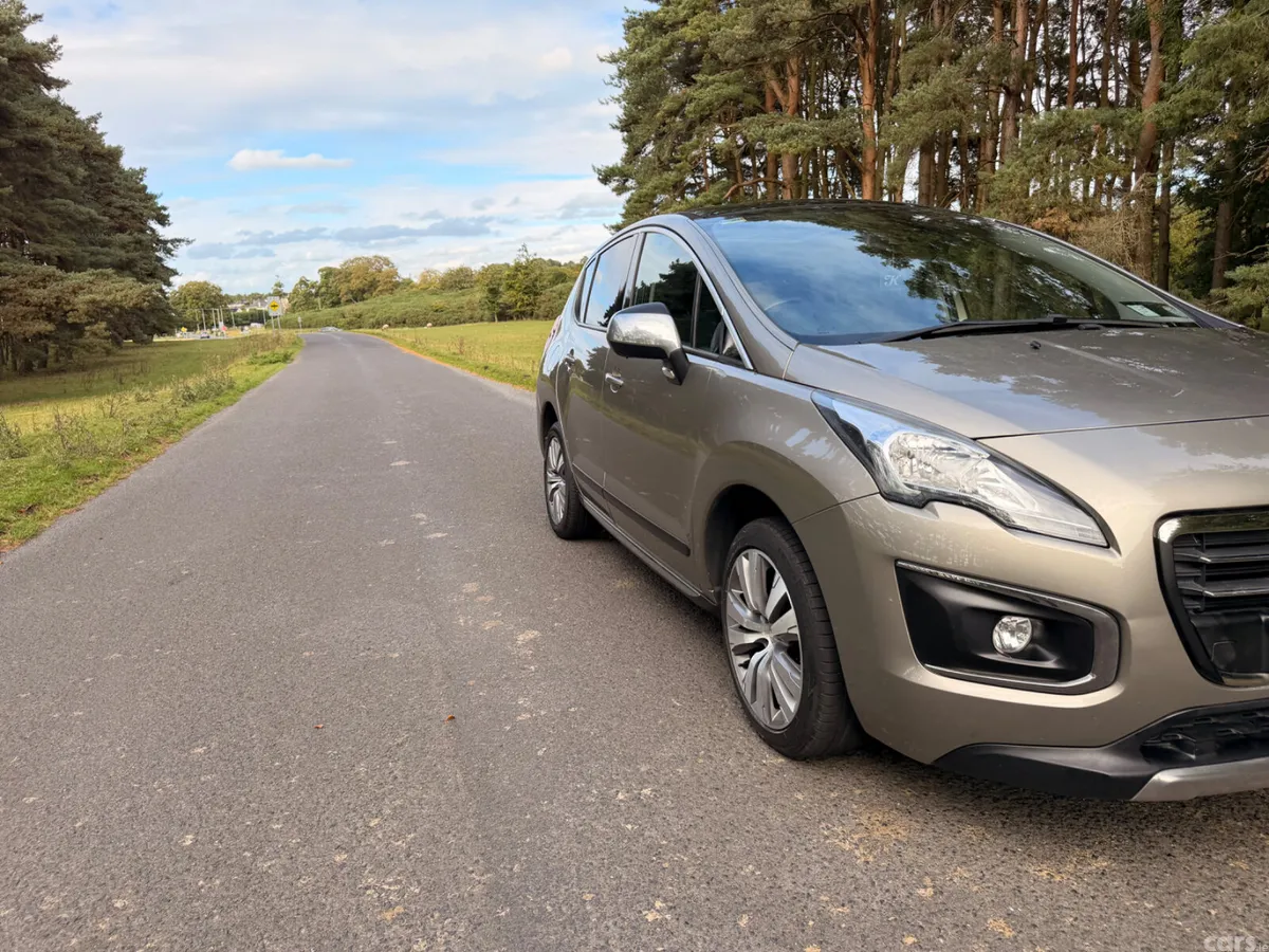 Peugeot 3008 SUV, Petrol, 2016, Grey