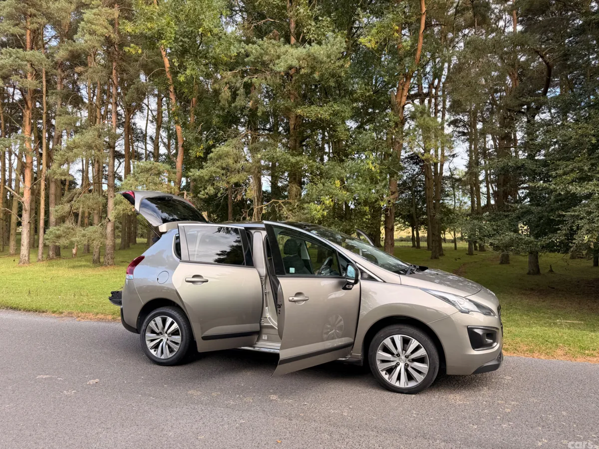 Peugeot 3008 SUV, Petrol, 2016, Grey