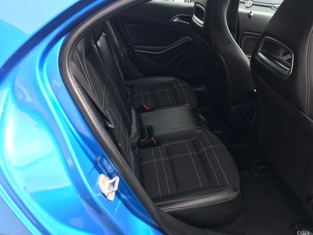 Mercedes-Benz A-Class Hatchback, Diesel, 2015, Blue