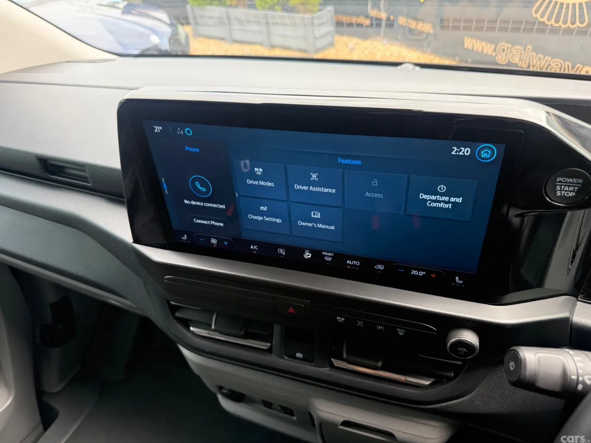 Ford Transit Custom Van, Petrol Plug-in Hybrid, 2025, Black