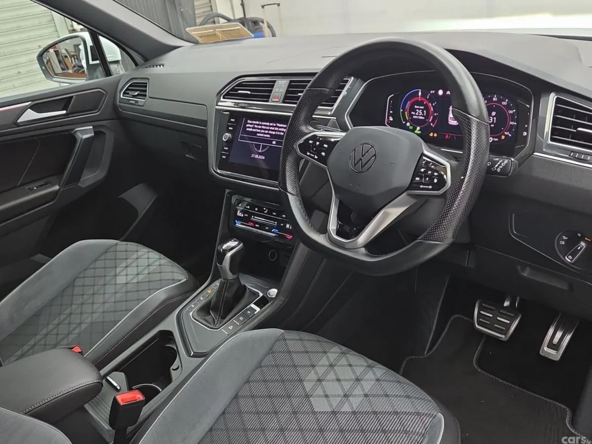 Volkswagen Tiguan SUV, Petrol Hybrid, 2024, White