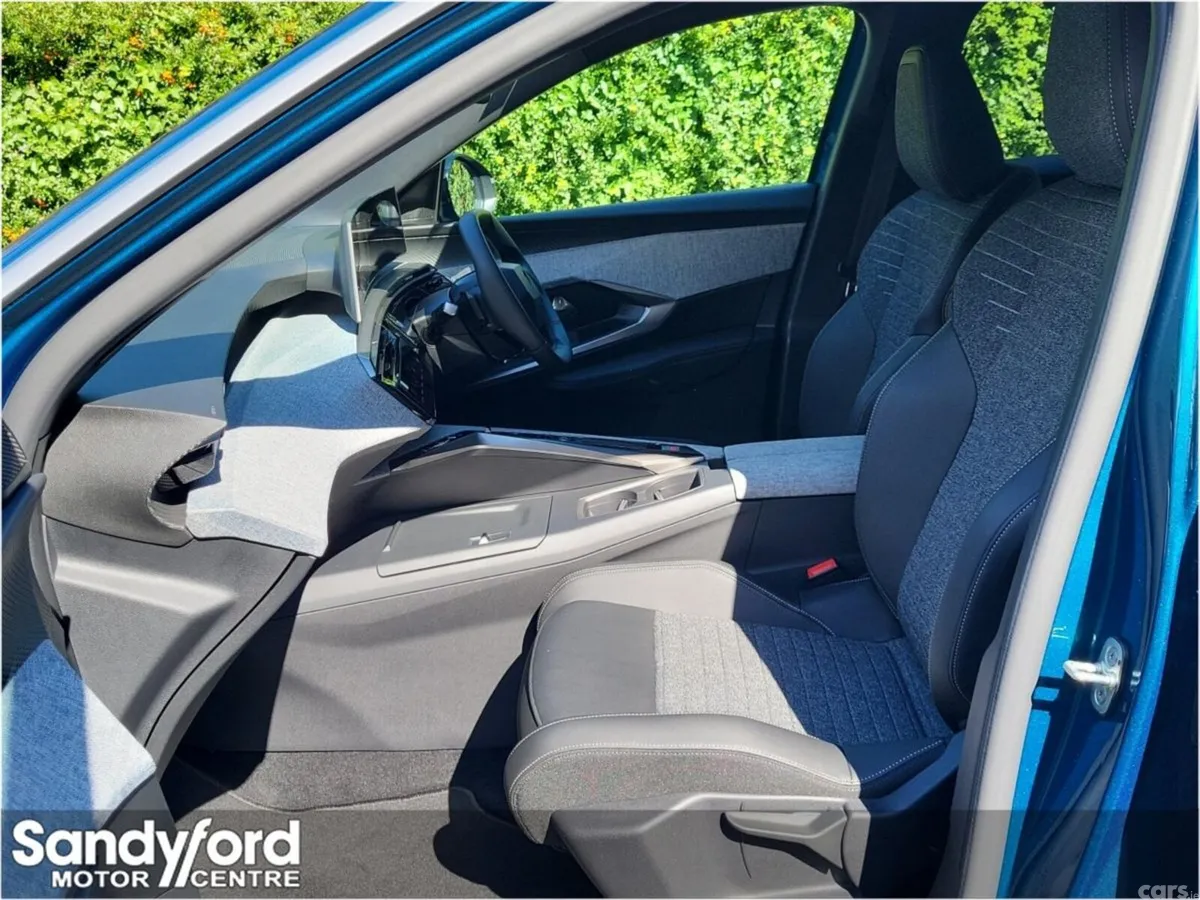 Peugeot 3008 SUV, Petrol Hybrid, 2026, Blue