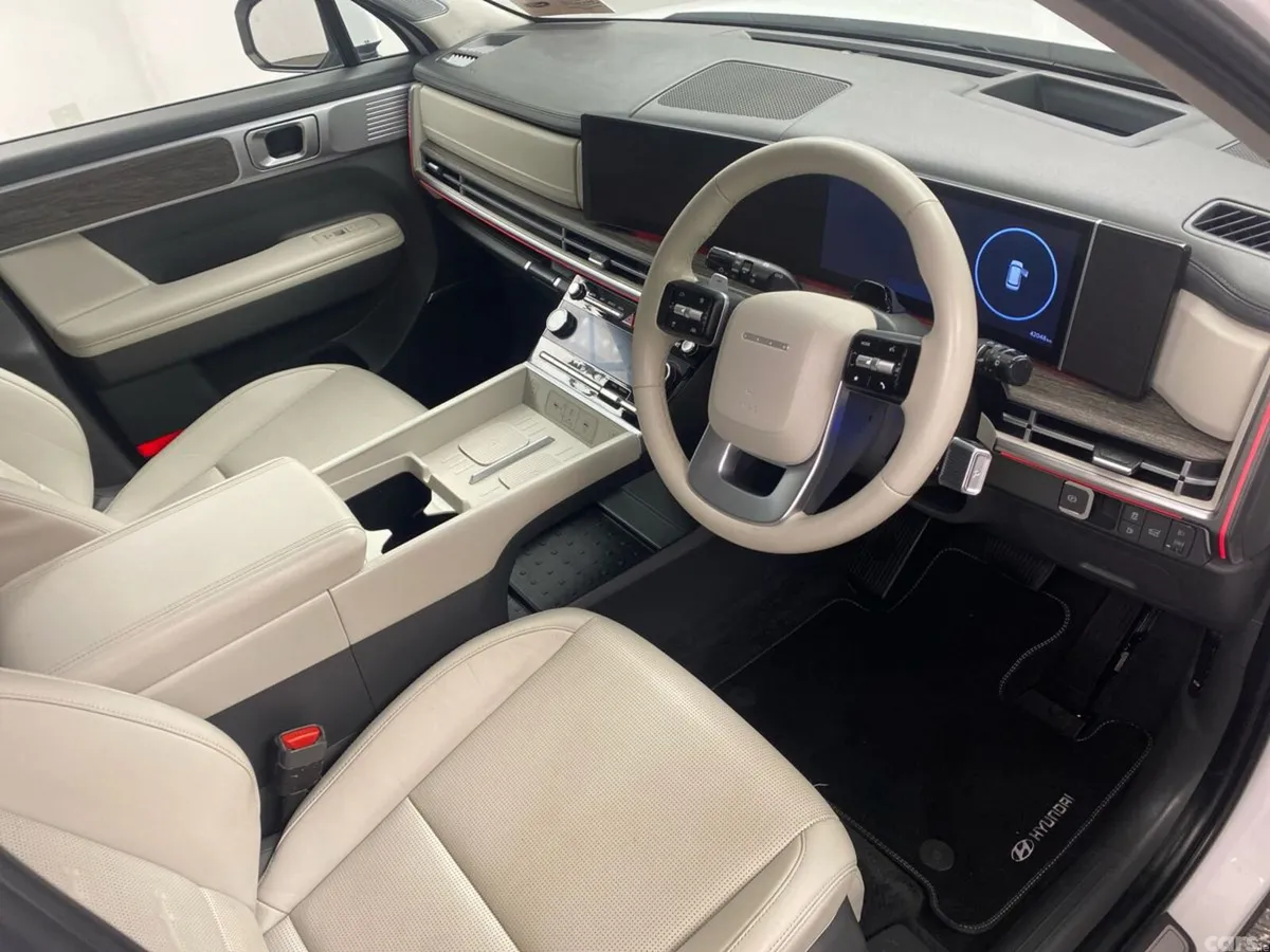 Hyundai Santa Fe SUV, Petrol Plug-in Hybrid, 2025, White