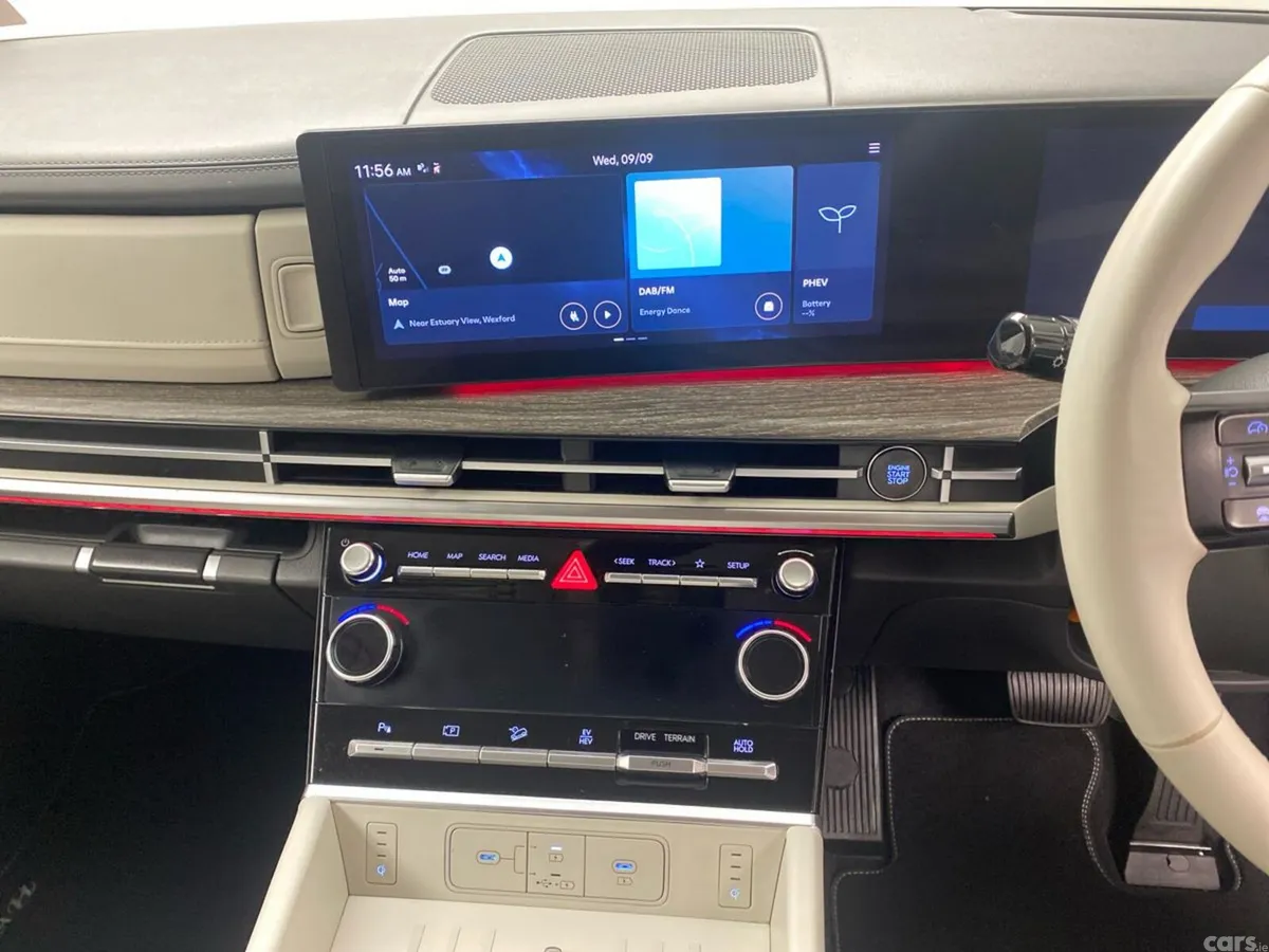 Hyundai Santa Fe SUV, Petrol Plug-in Hybrid, 2025, White