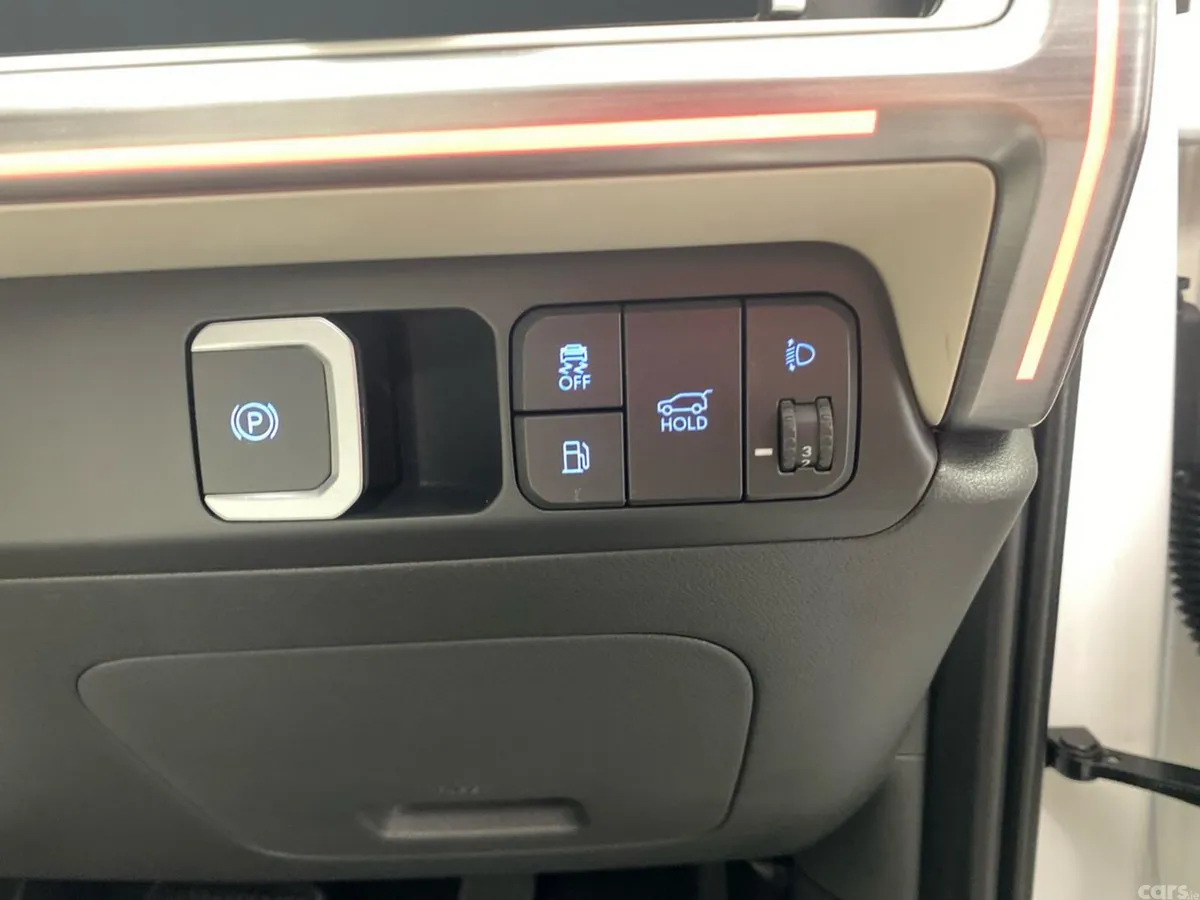 Hyundai Santa Fe SUV, Petrol Plug-in Hybrid, 2025, White