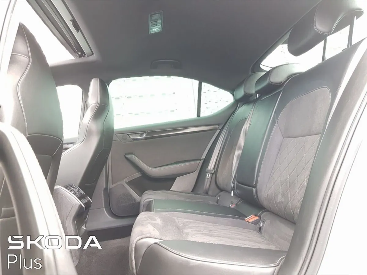 Skoda Superb Saloon, Diesel, 2024, Silver