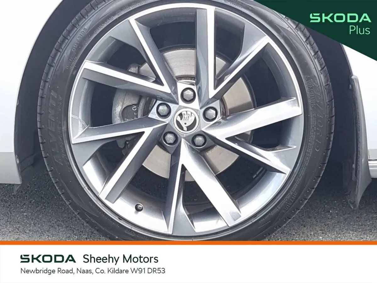 Skoda Superb Saloon, Diesel, 2024, Silver