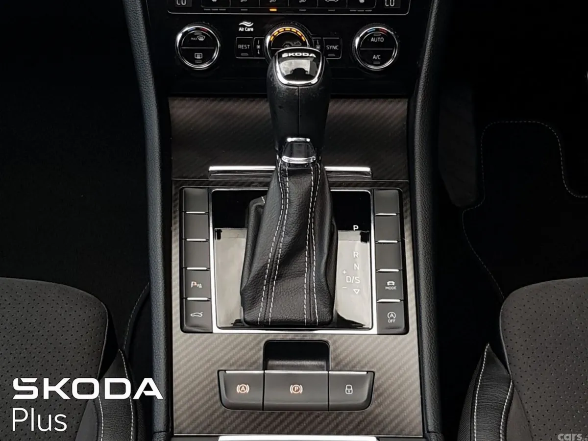 Skoda Superb Saloon, Diesel, 2024, Silver