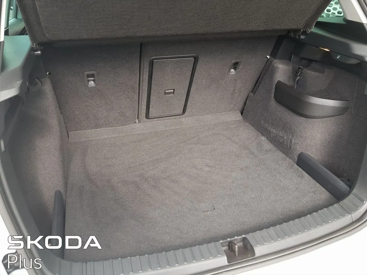 Skoda Karoq Estate, Diesel, 2024, Grey