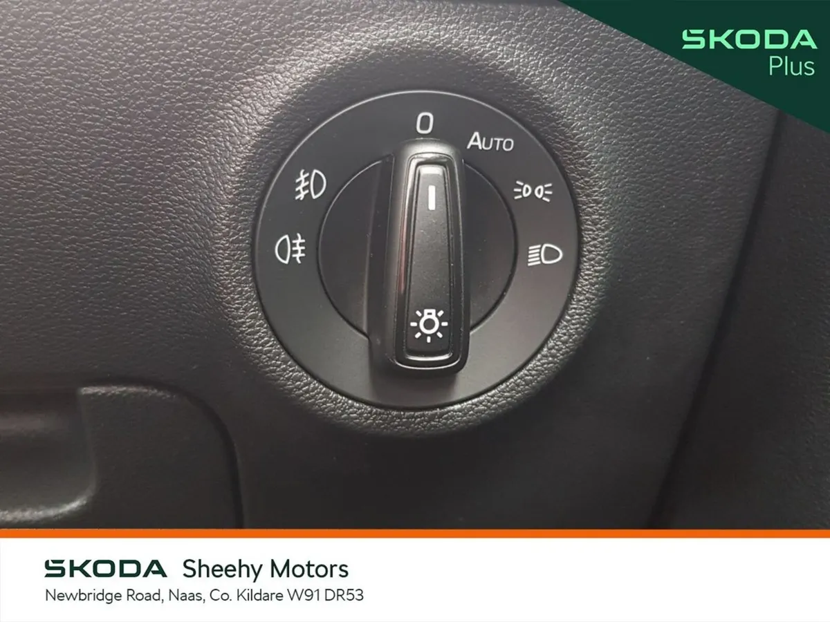 Skoda Karoq Estate, Diesel, 2024, Grey