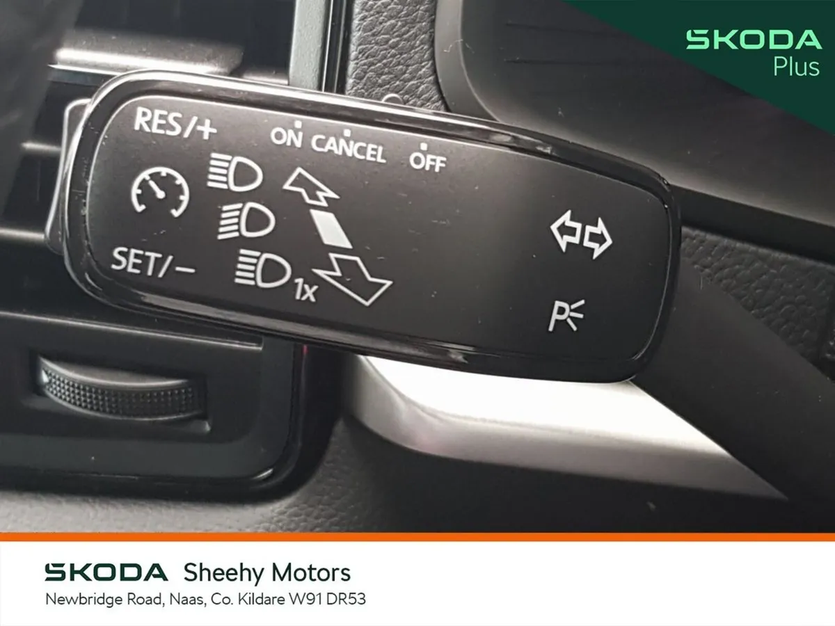 Skoda Karoq Estate, Diesel, 2024, Grey