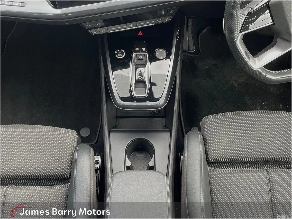 Audi Q4 e-tron SUV, Electric, 2023, Blue
