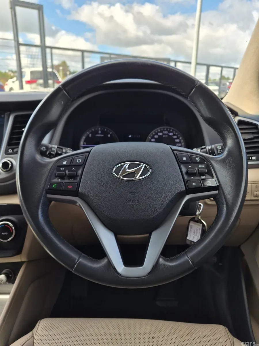 Hyundai Tucson SUV, Diesel, 2016, Black
