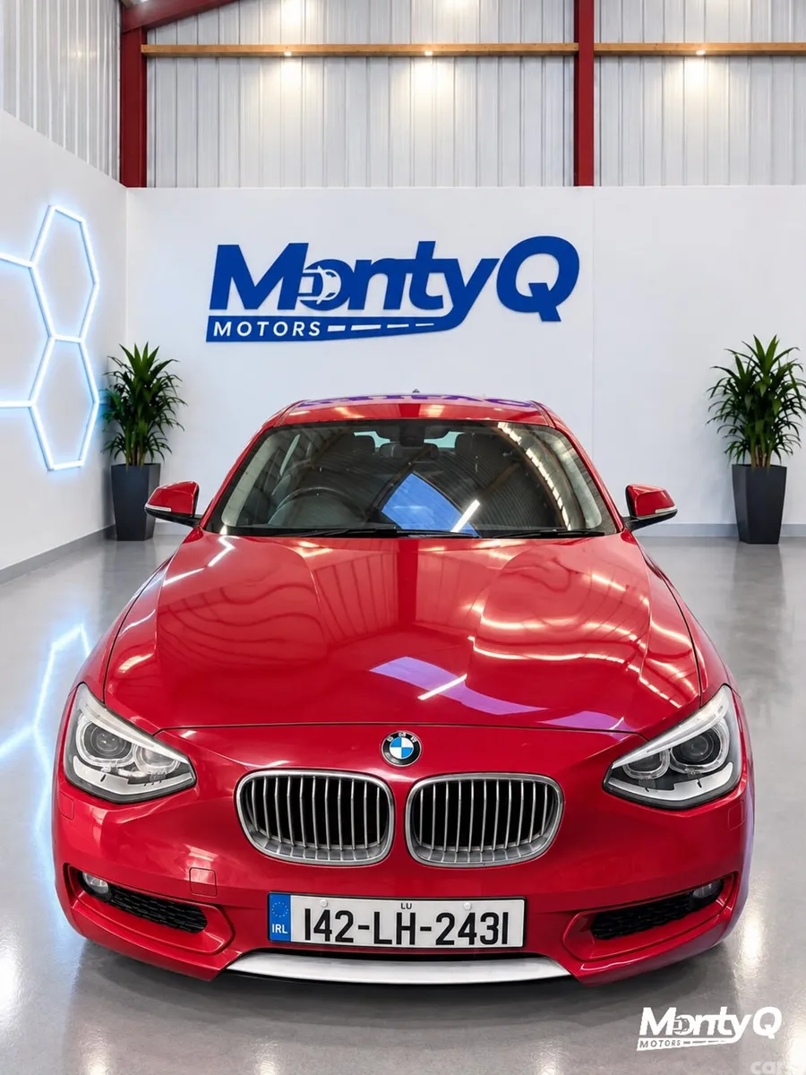 BMW 1-Series Hatchback, Petrol, 2014, Red