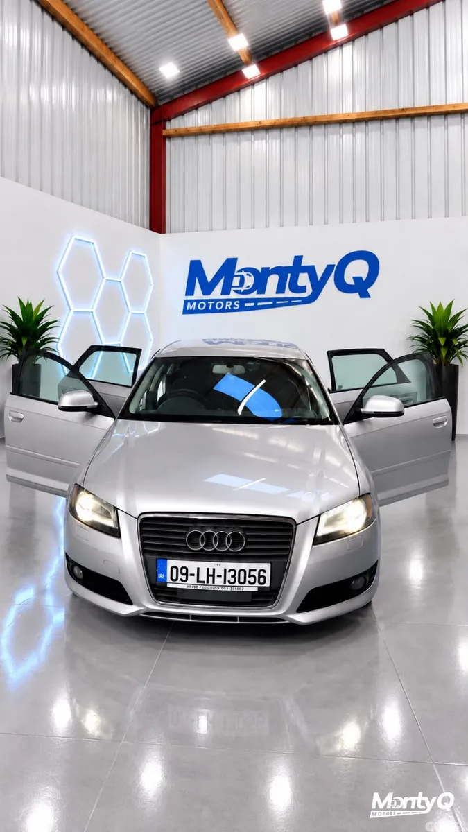 Audi A3 Hatchback, Petrol, 2009, Silver