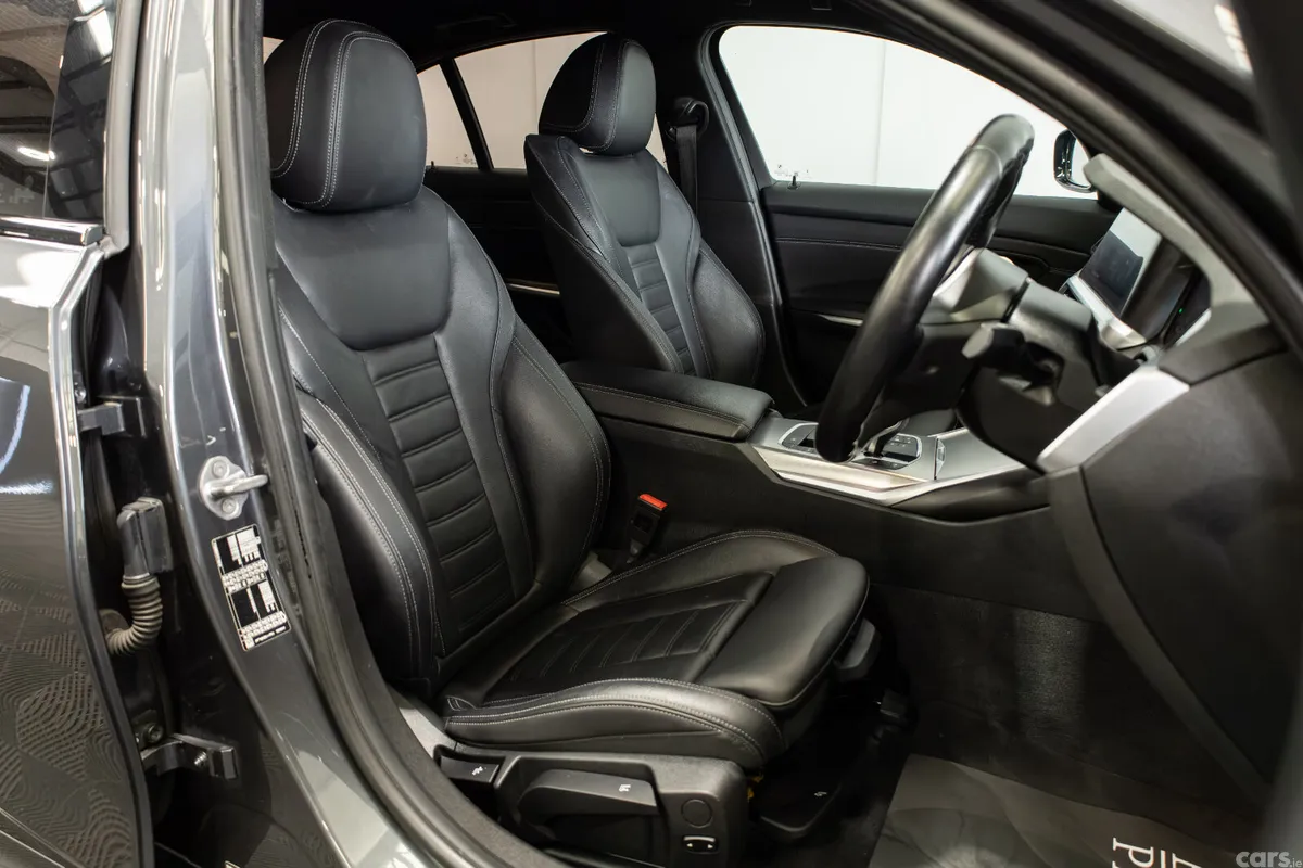 BMW 3-Series Saloon, Diesel, 2022, Grey
