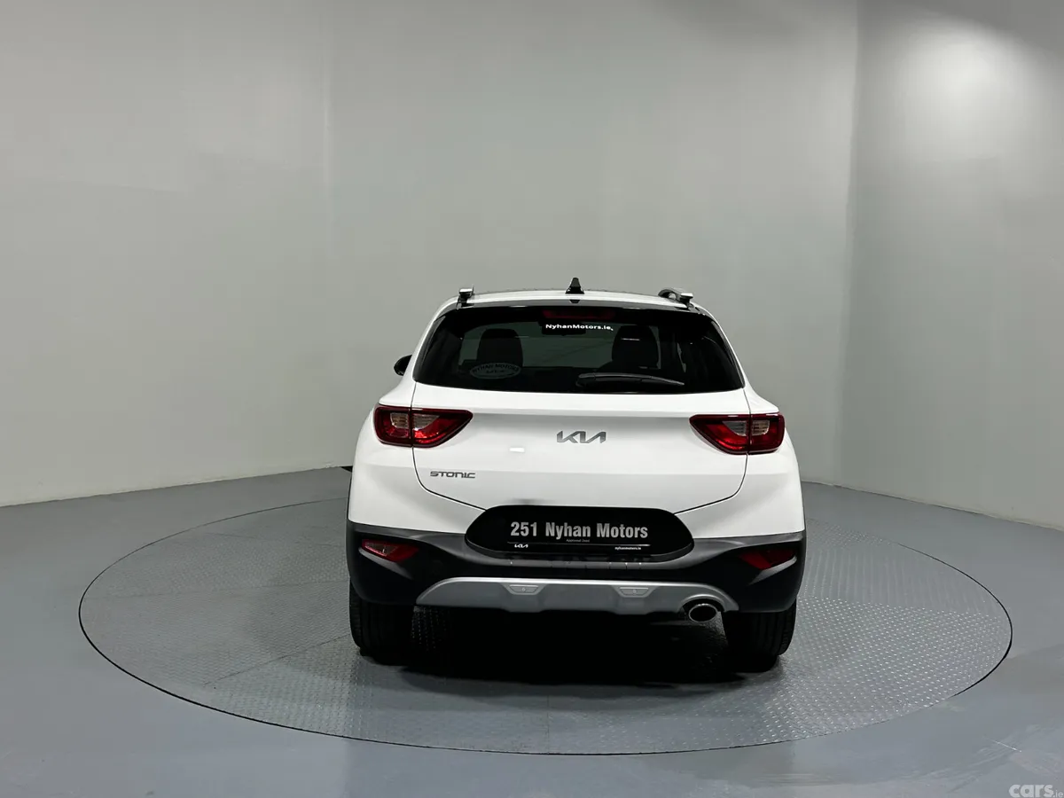 Kia Stonic Hatchback, Petrol, 2025, White