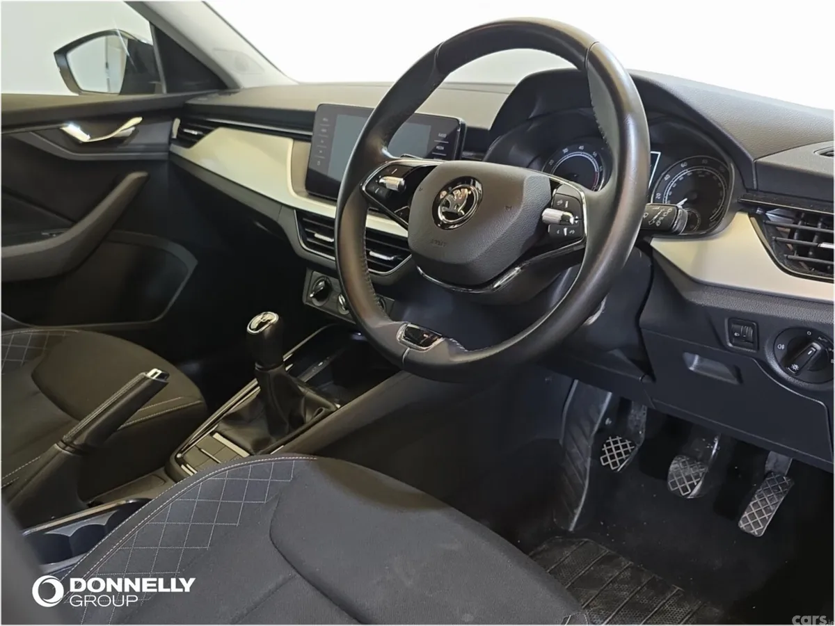Skoda Kamiq Hatchback, Petrol, 2023, Black