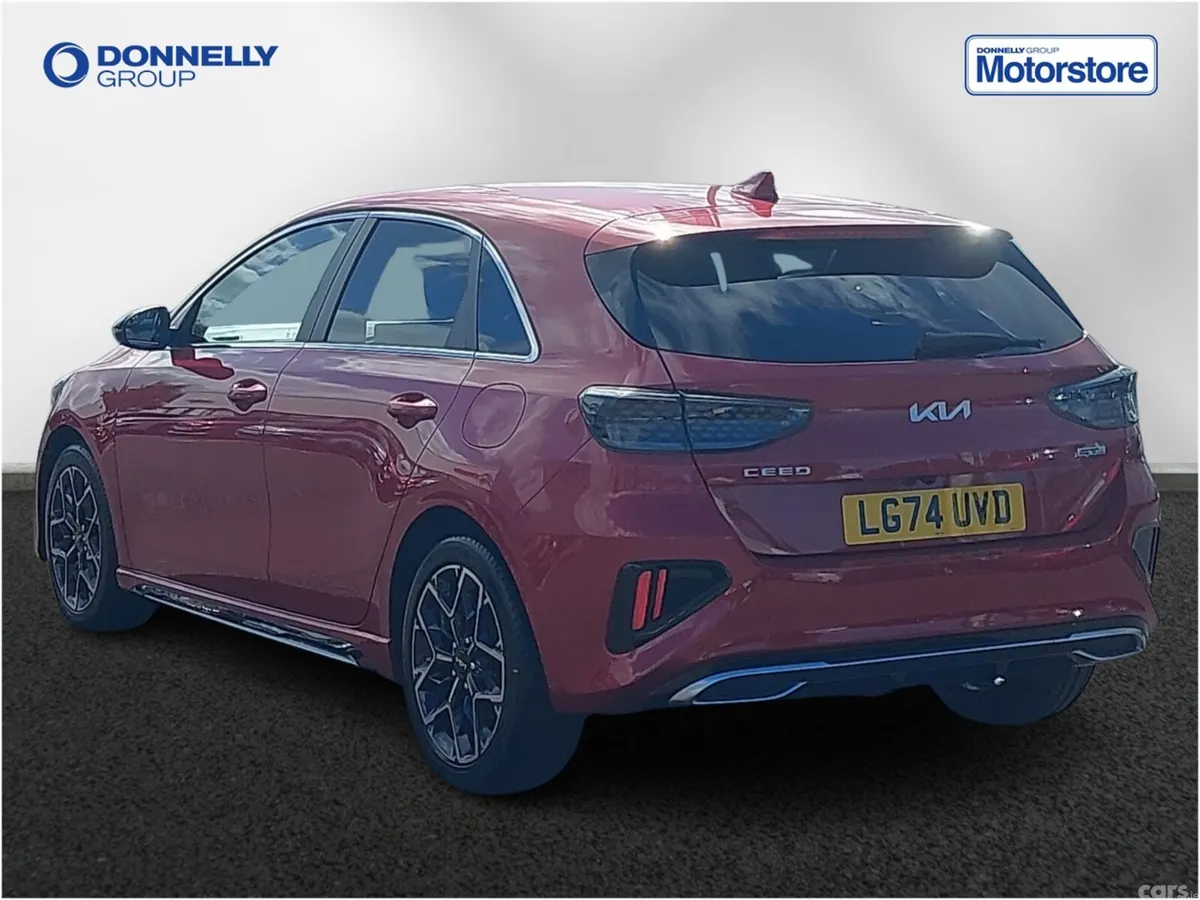 Kia Ceed Hatchback, Petrol, 2024, Red
