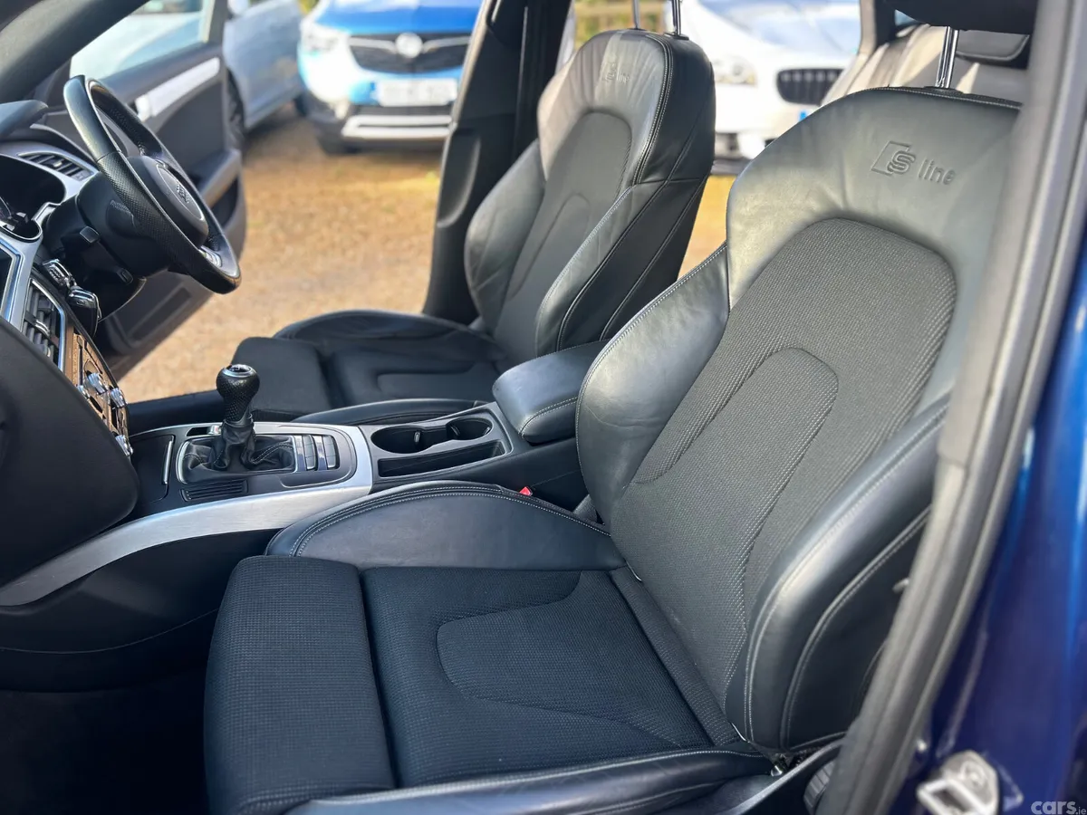 Audi A4 Saloon, Diesel, 2015, Blue