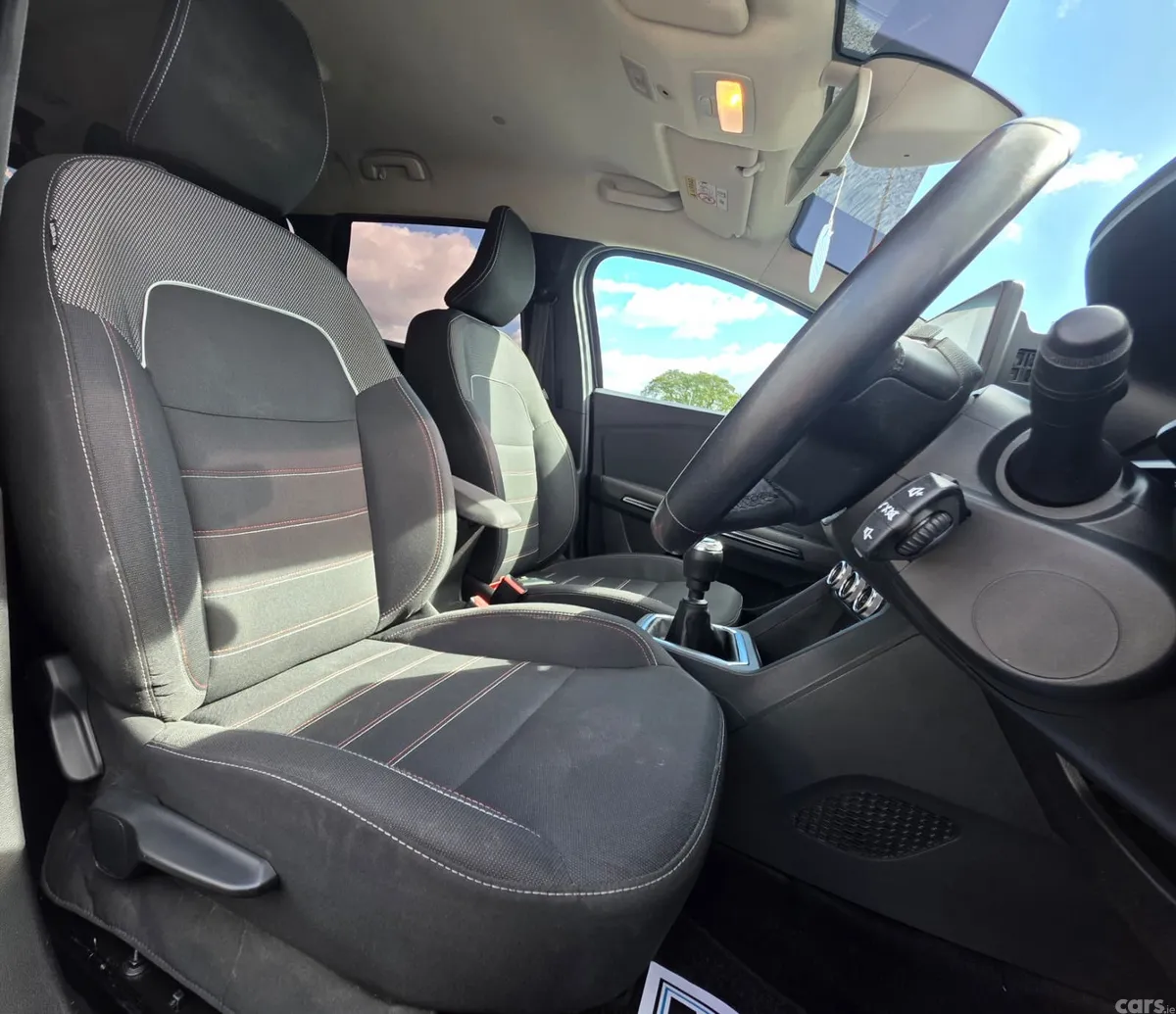 Dacia Jogger MPV, Petrol, 2022, Grey