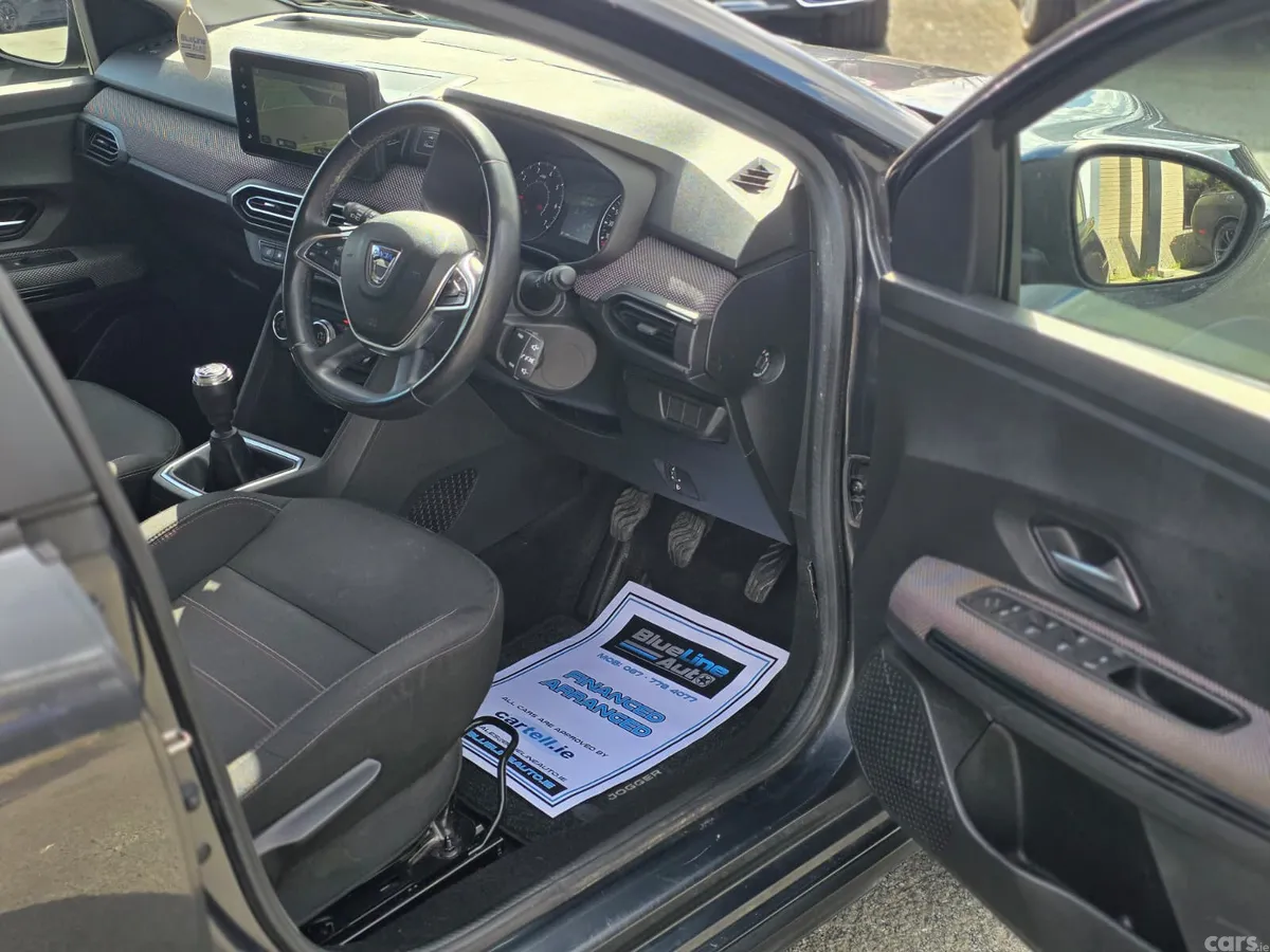 Dacia Jogger MPV, Petrol, 2022, Grey