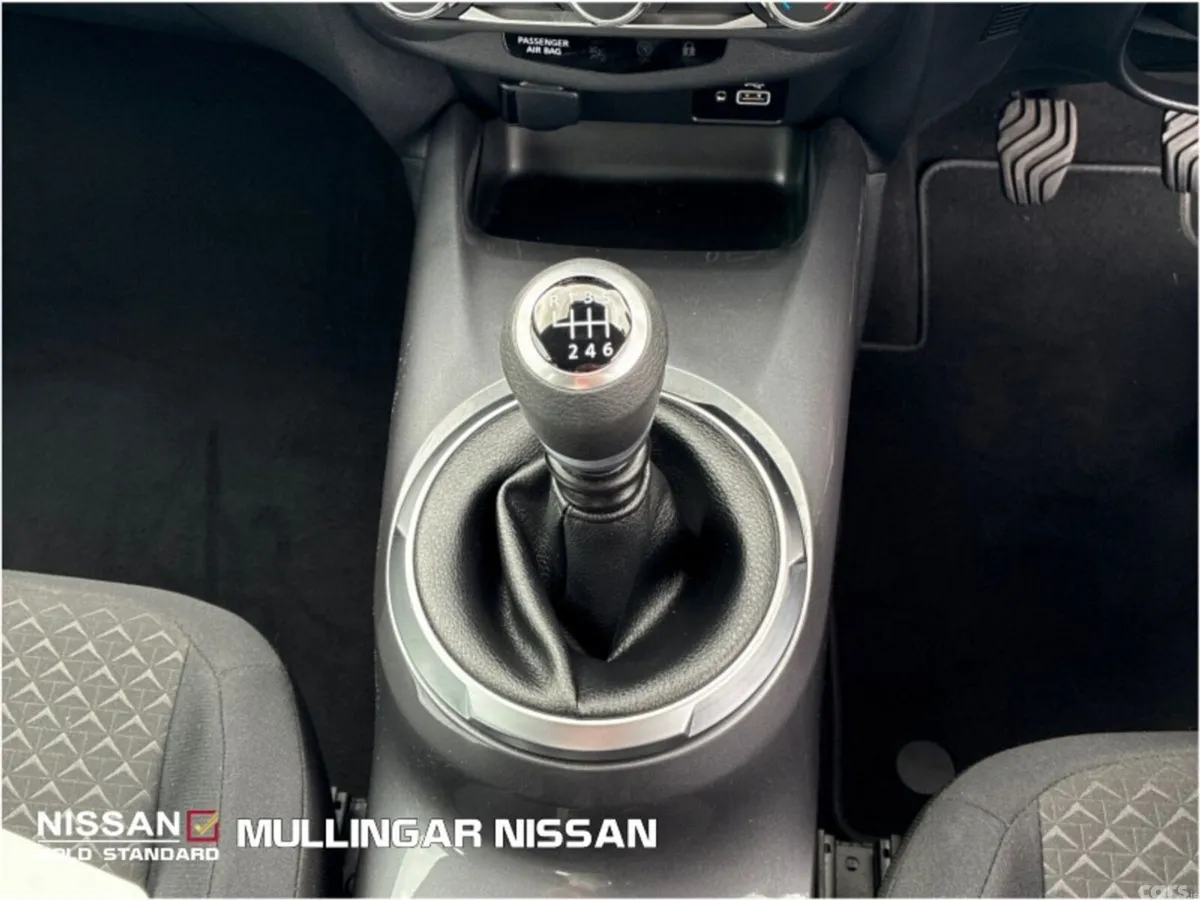Nissan Juke SUV, Petrol, 2024, Grey