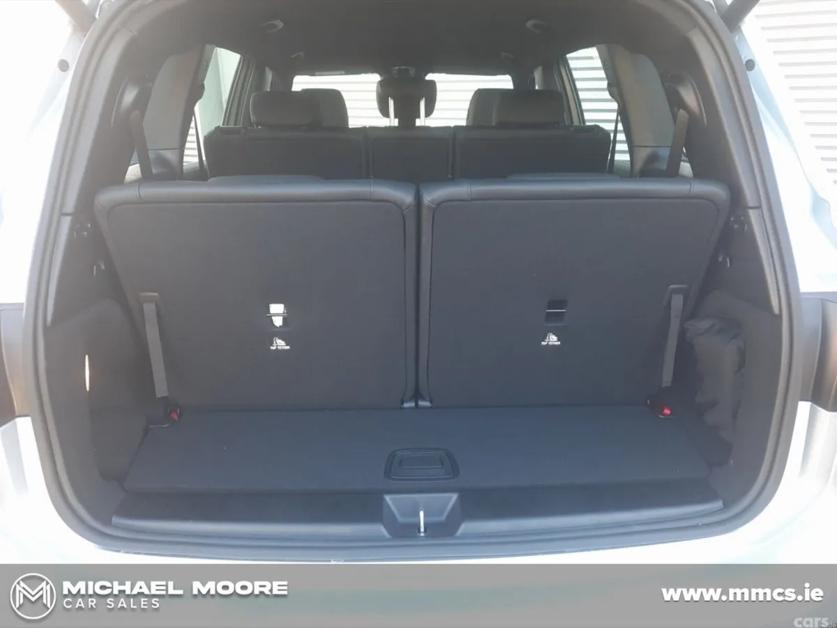 Mercedes-Benz GLB Estate, Diesel, 2026, Grey