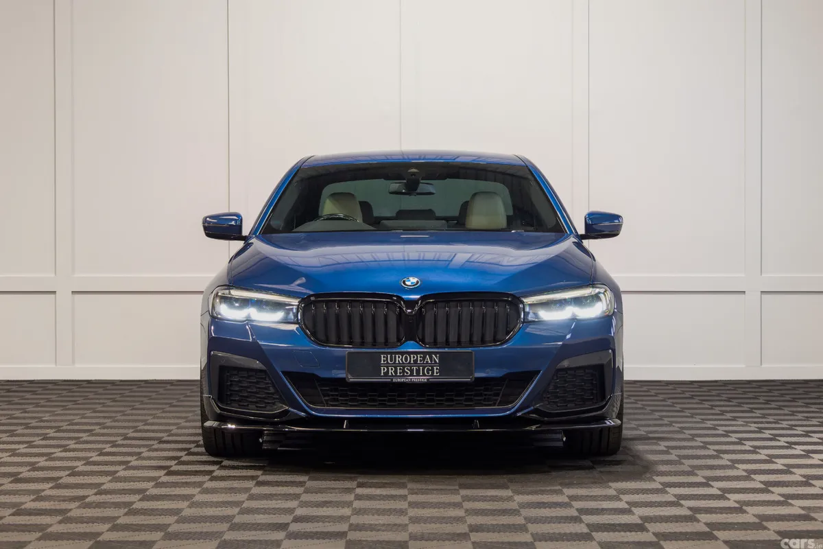 BMW 5-Series Saloon, Petrol Plug-in Hybrid, 2023, Blue
