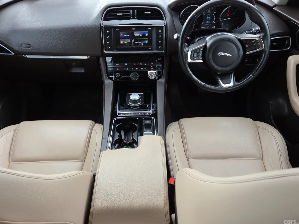 Jaguar F-Pace SUV, Diesel, 2019, Grey