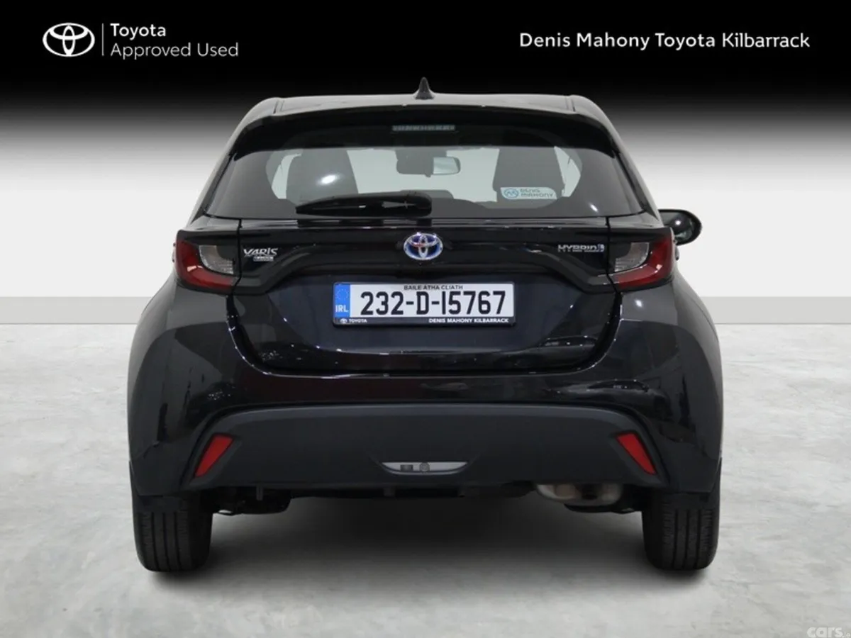 Toyota Yaris Hatchback, Petrol Hybrid, 2023, Black
