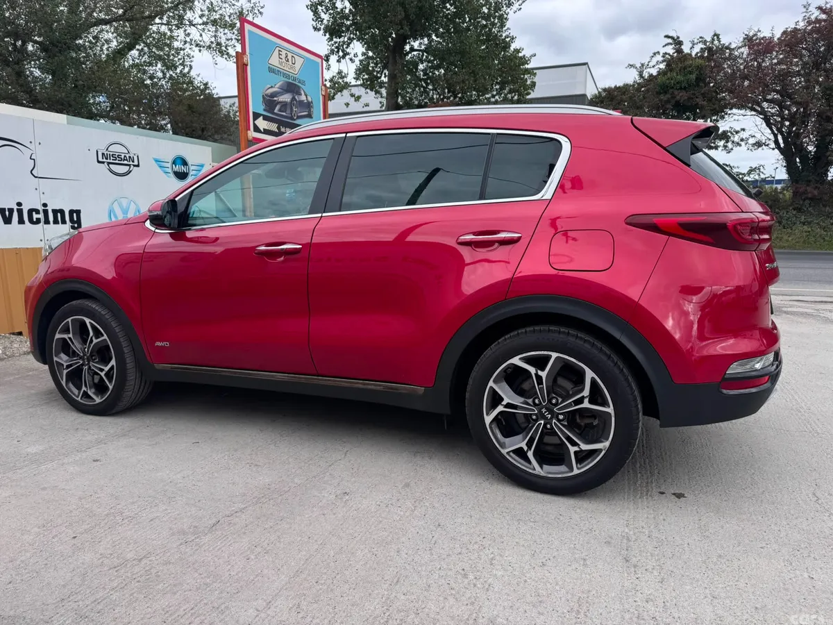 Kia Sportage SUV, Petrol, 2018, Red
