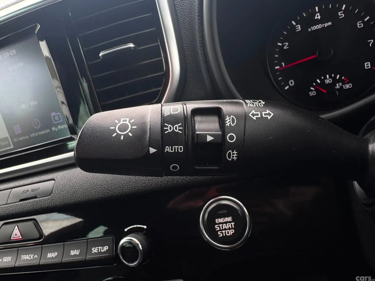 Kia Sportage SUV, Petrol, 2018, Red
