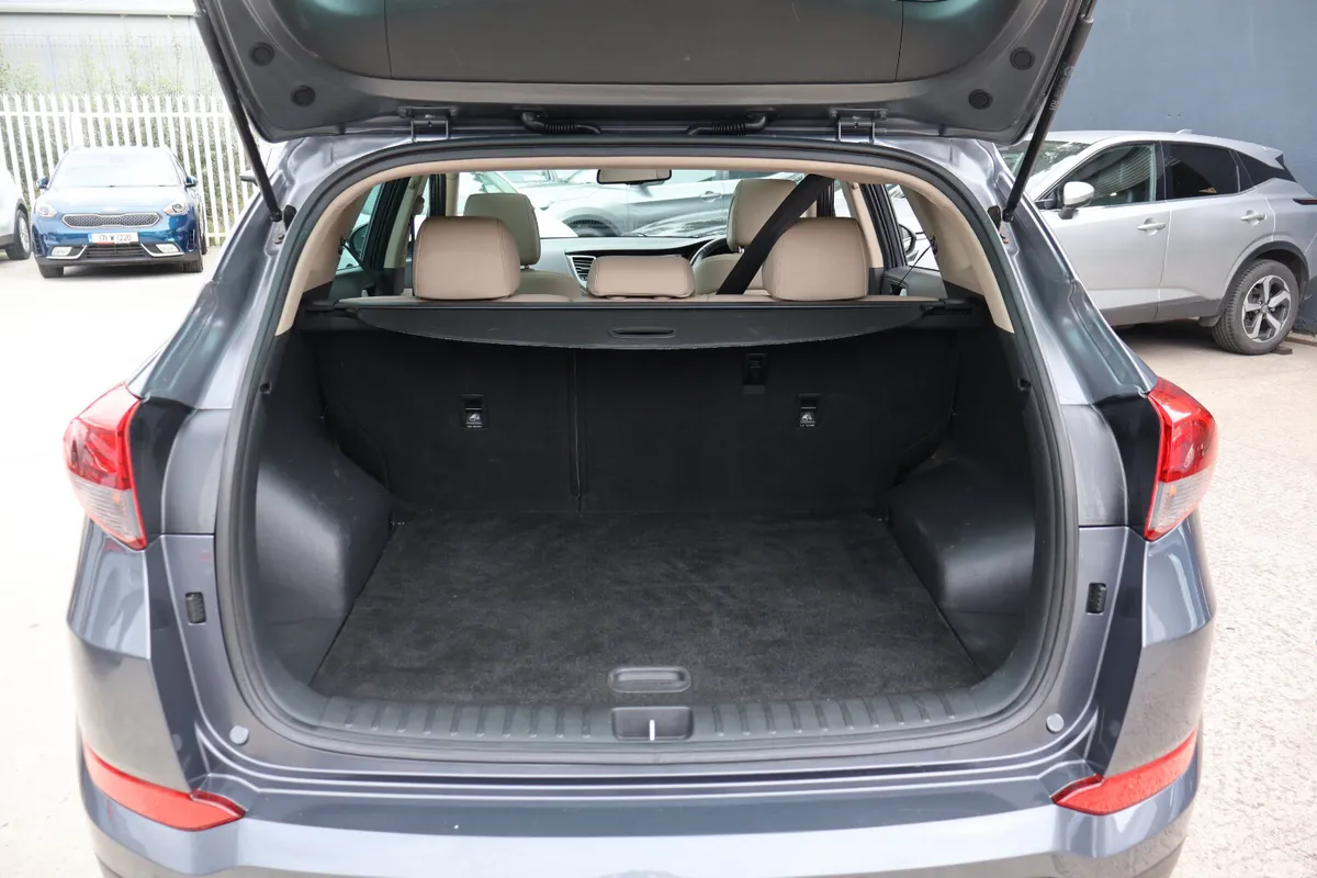 Hyundai Tucson SUV, Diesel, 2018, Grey