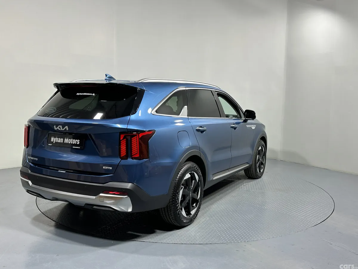 Kia Sorento SUV, Petrol Plug-in Hybrid, 2026, Blue